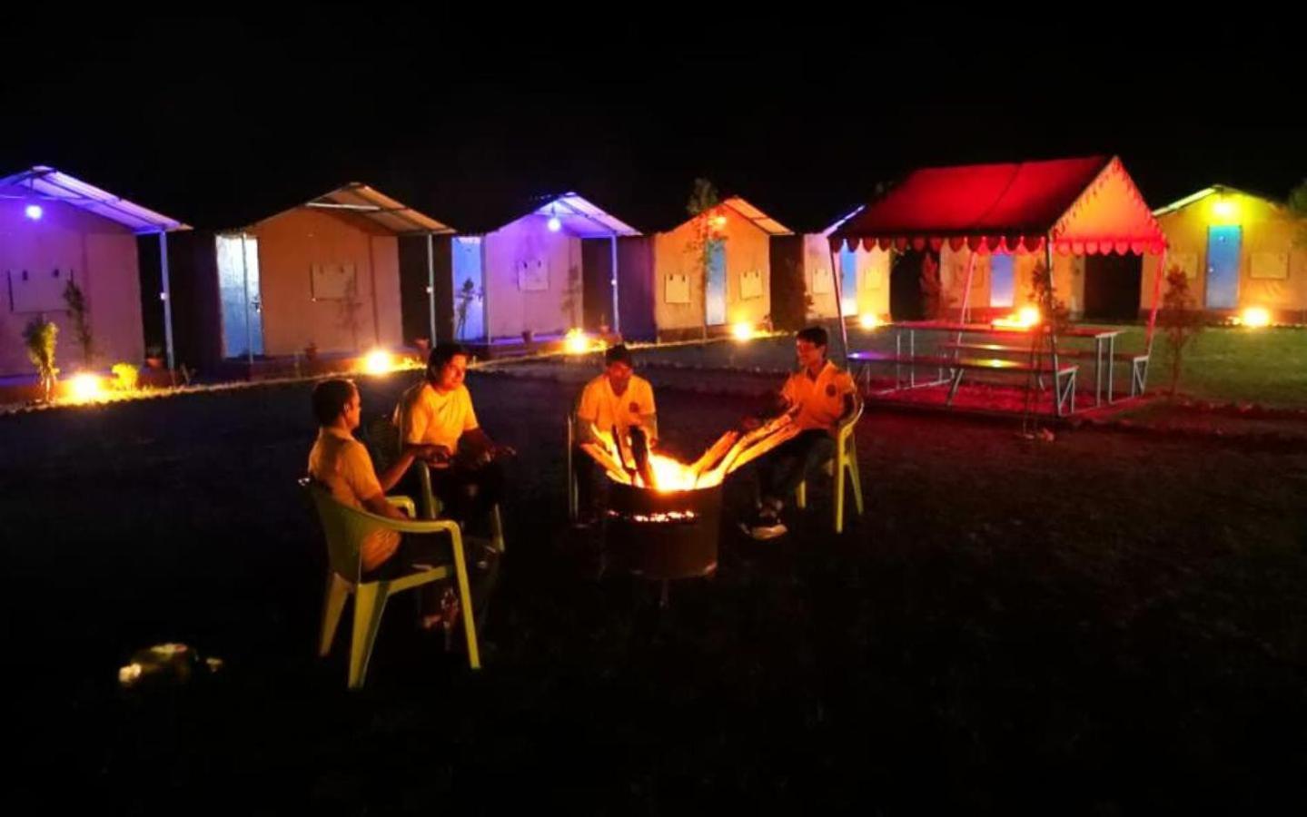 Riverside Glamping By Stayapart X Elephant Brook Bijni Kültér fotó