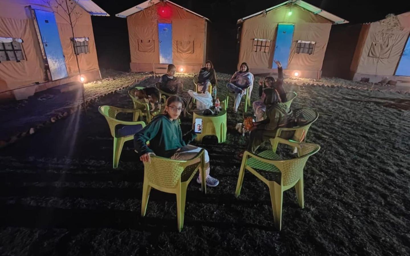 Riverside Glamping By Stayapart X Elephant Brook Bijni Kültér fotó